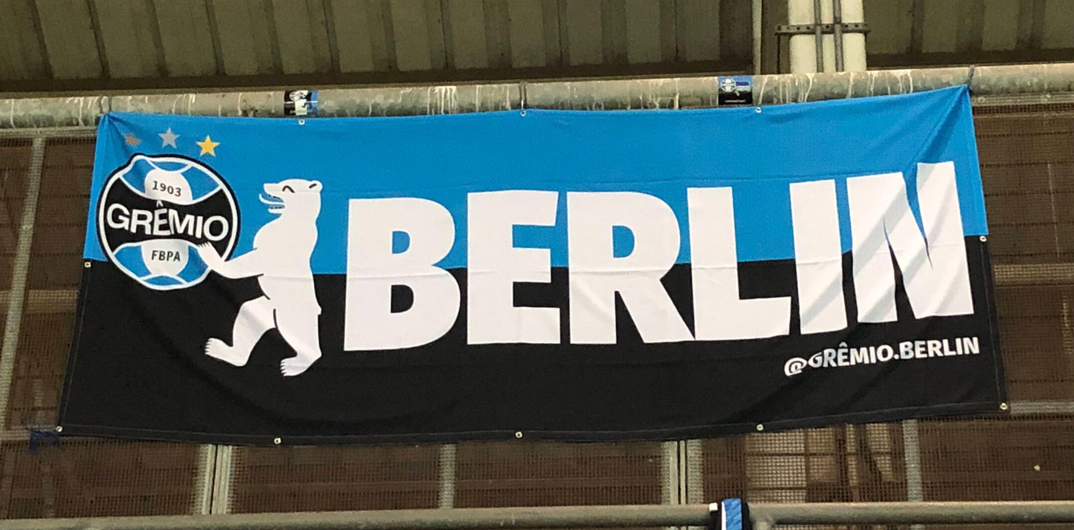 Trapo na arquibancada